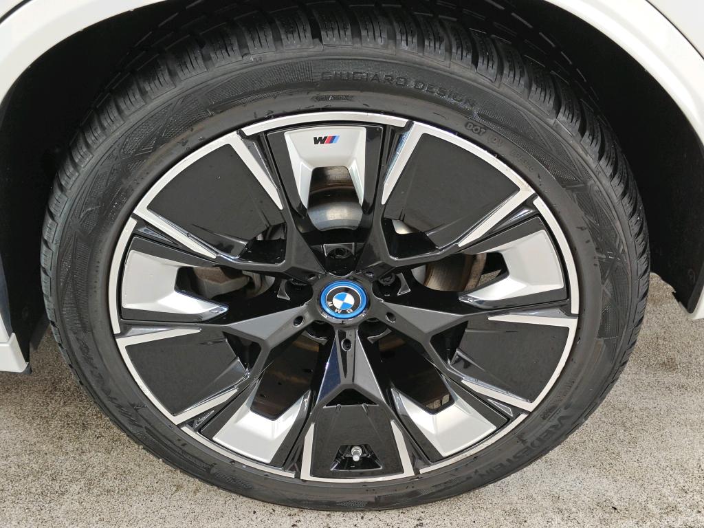 Foto 20 van BMW ix3