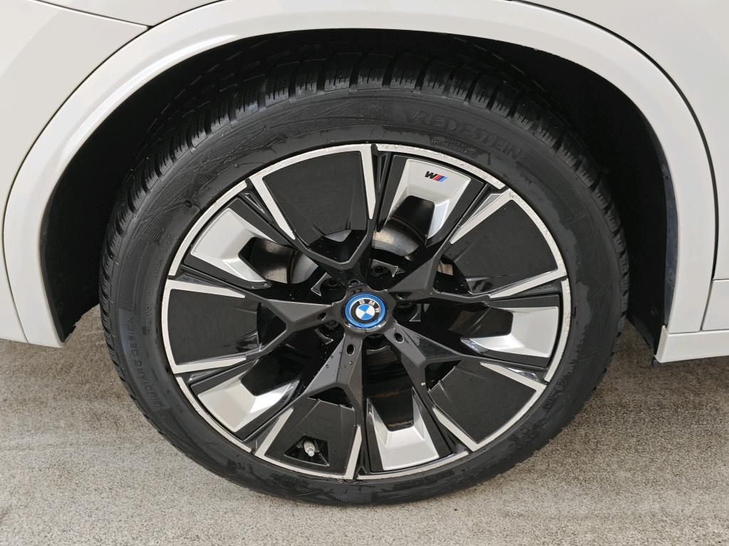 Foto 35 van BMW ix3