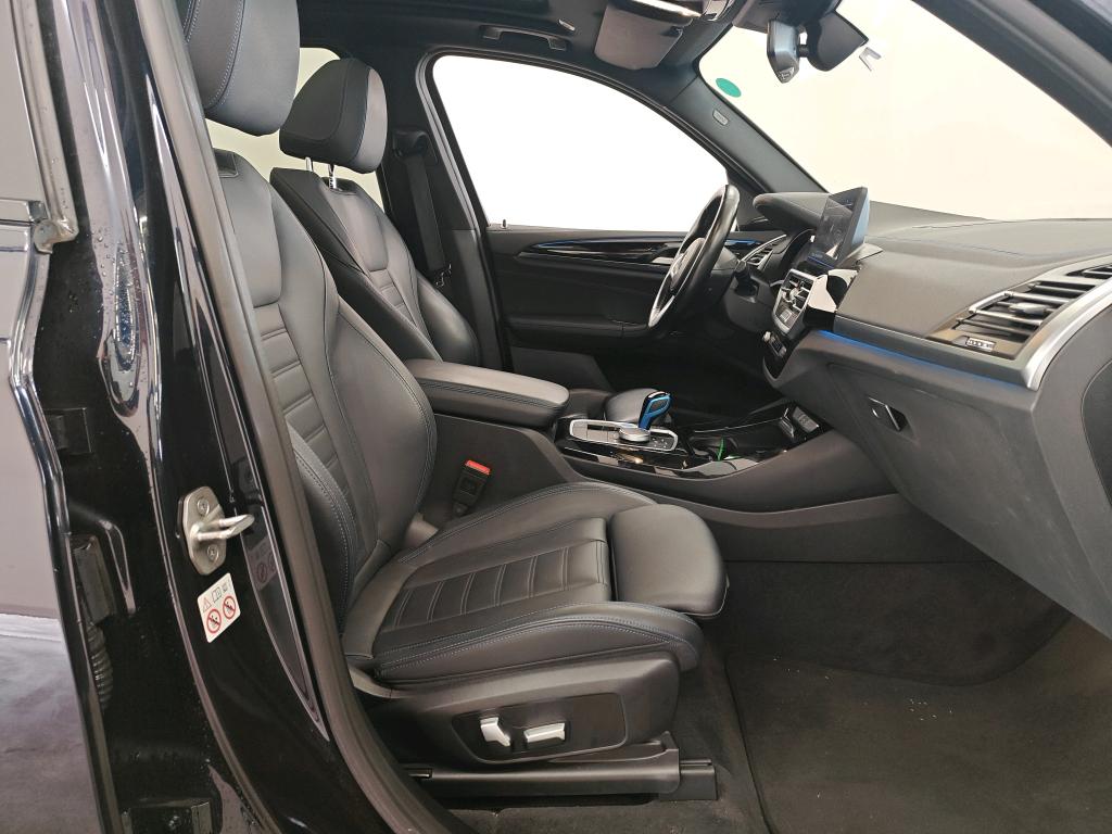 Foto 3 van BMW ix3