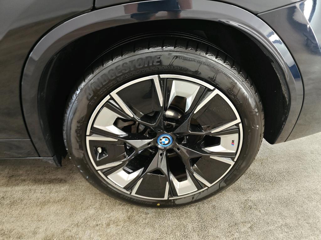 Foto 14 van BMW ix3
