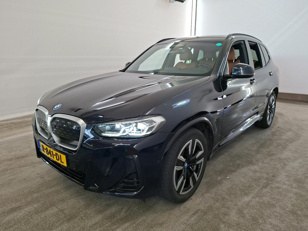 Foto 2 van BMW ix3