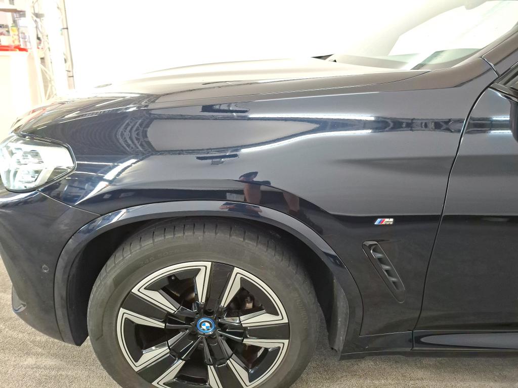 Foto 15 van BMW ix3
