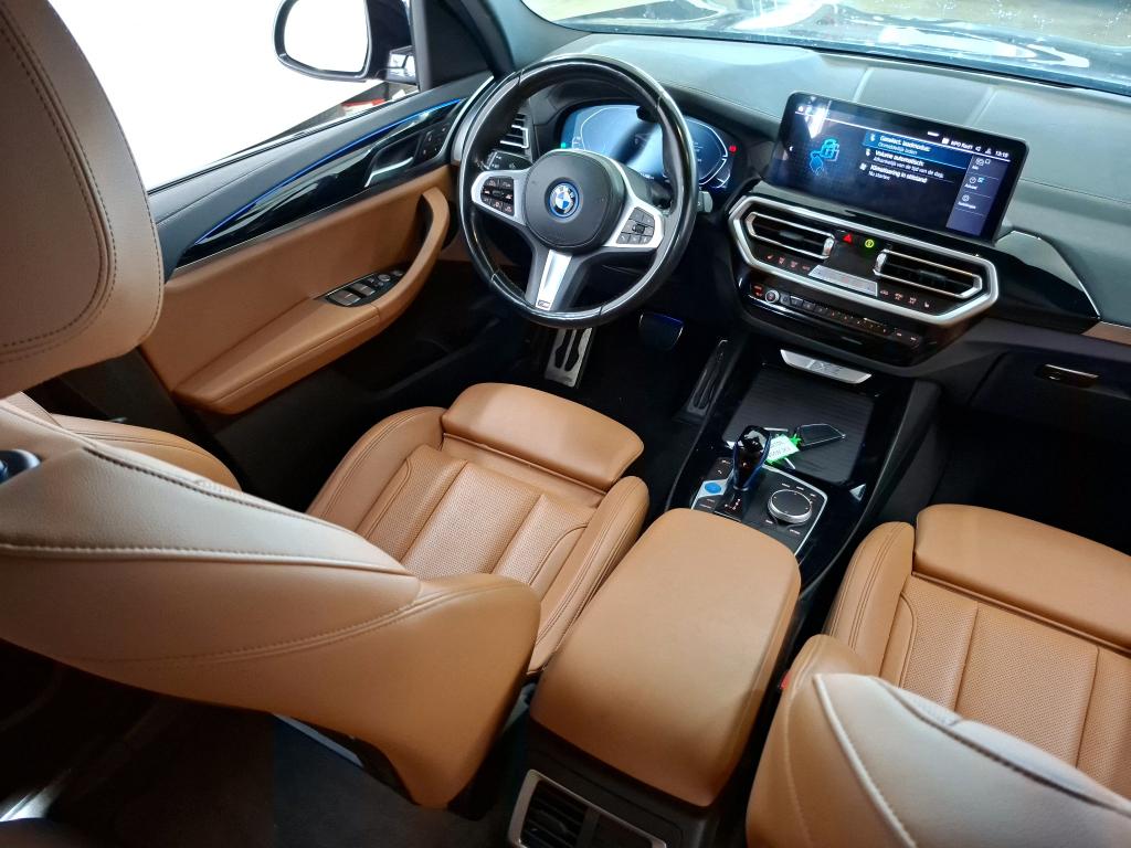 Foto 21 van BMW ix3