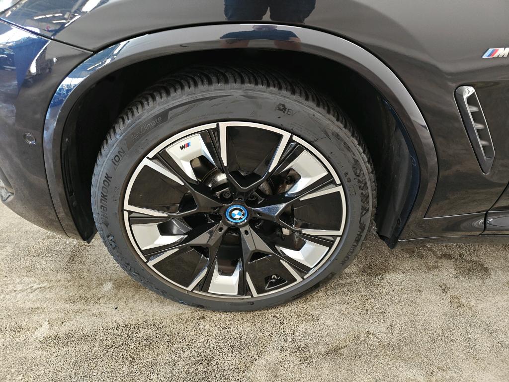 Foto 11 van BMW ix3