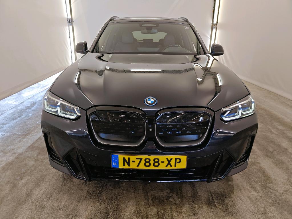 Foto 16 van BMW ix3