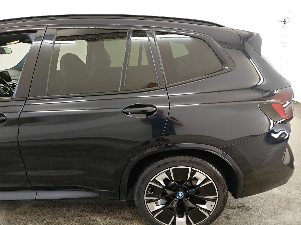 Foto 17 van BMW ix3