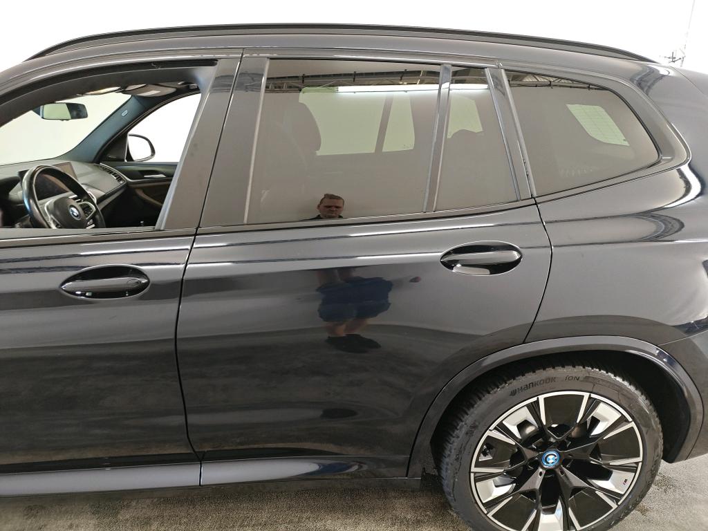 Foto 18 van BMW ix3