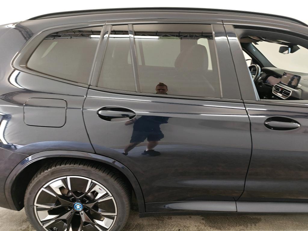 Foto 21 van BMW ix3