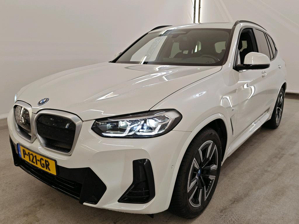 Foto 2 van BMW ix3