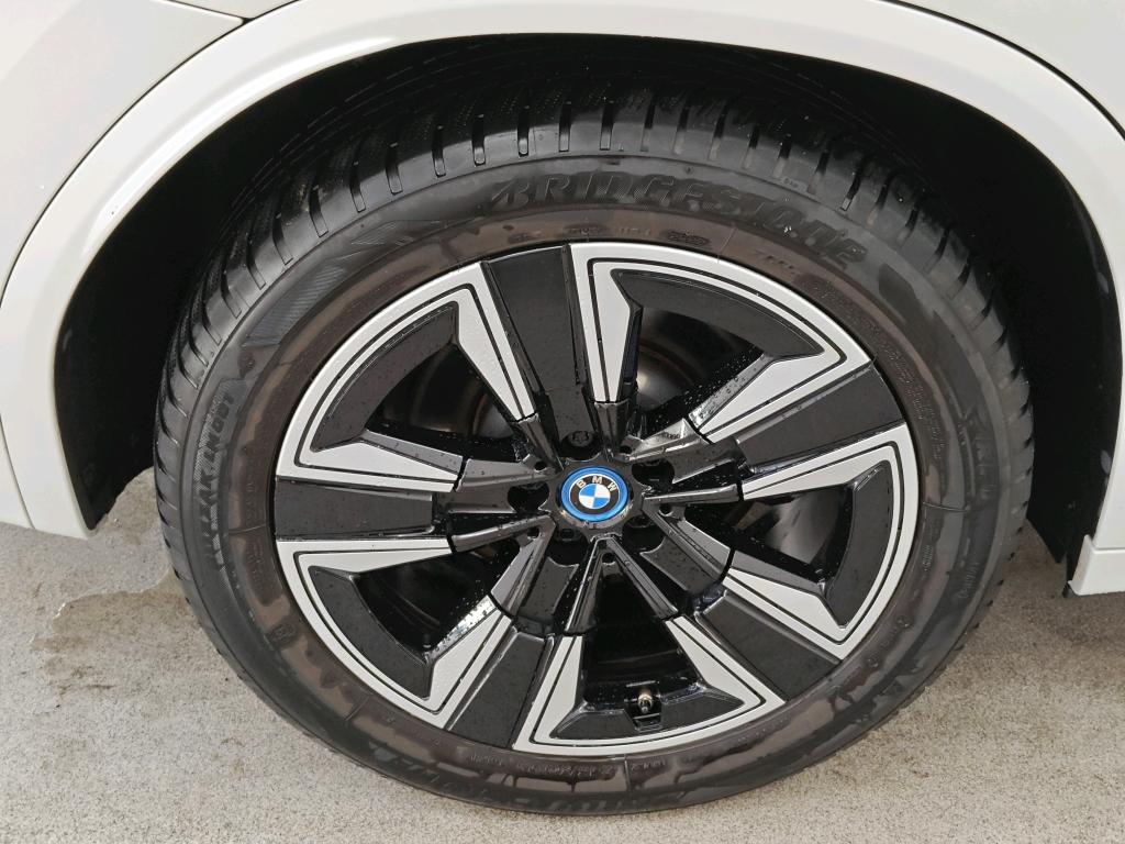 Foto 11 van BMW ix3
