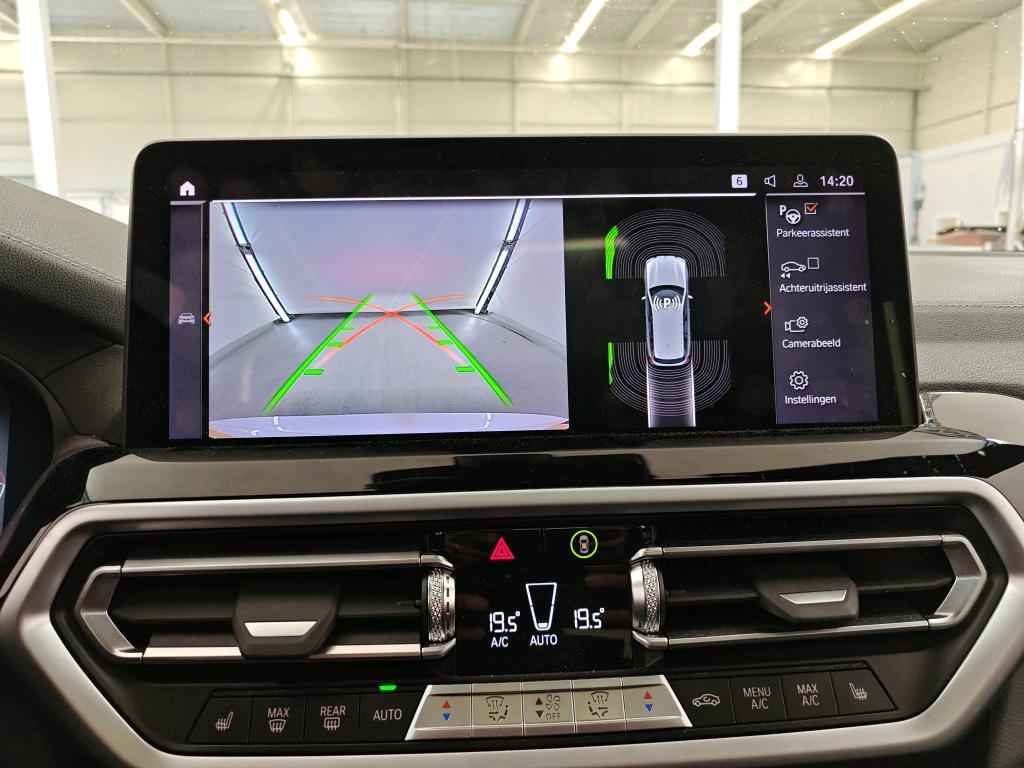 Foto 13 van BMW ix3