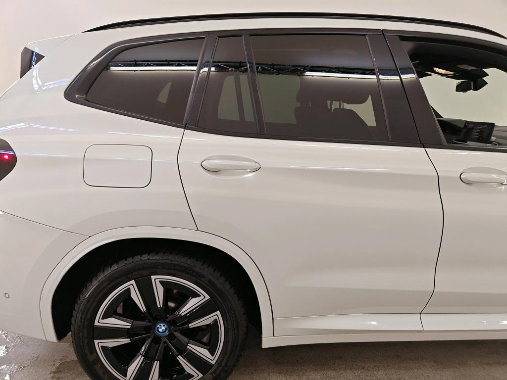 Foto 22 van BMW ix3