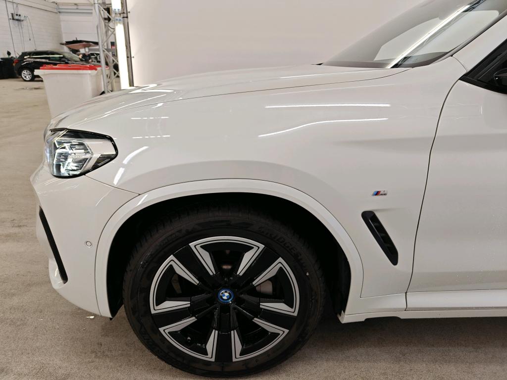 Foto 24 van BMW ix3