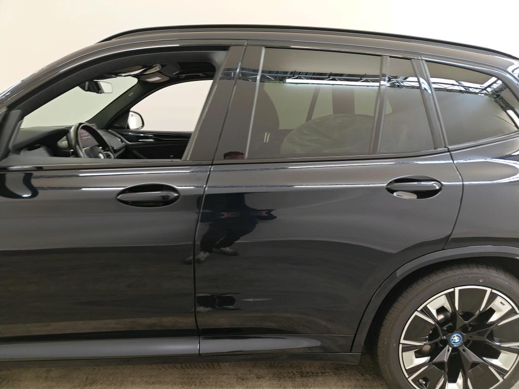 Foto 16 van BMW ix3