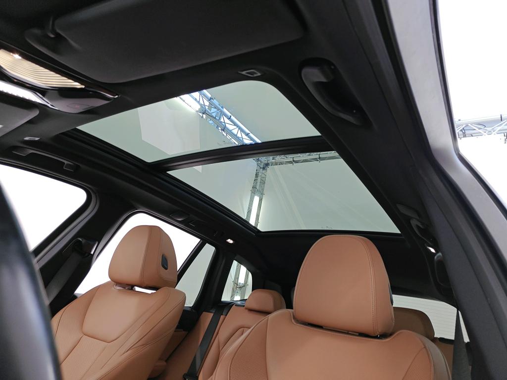 Foto 9 van BMW ix3