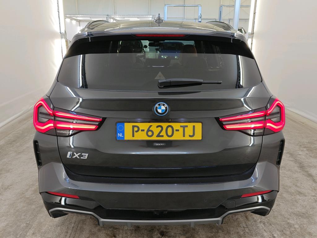 Foto 12 van BMW ix3