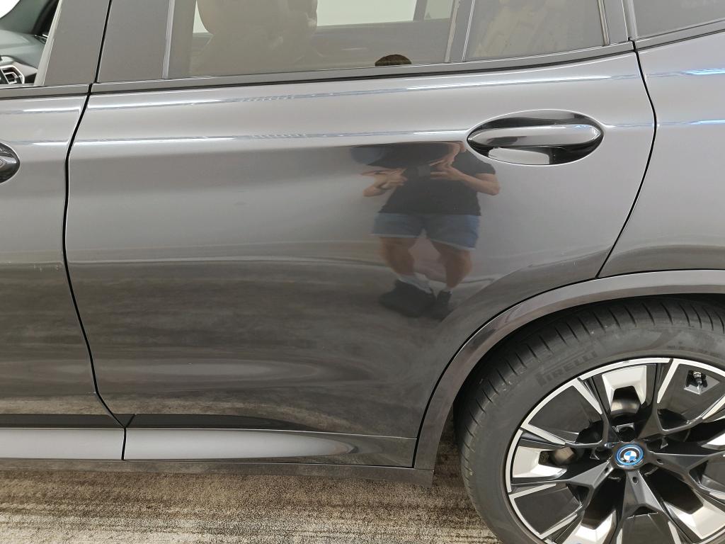 Foto 25 van BMW ix3