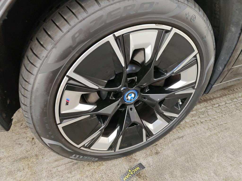Foto 38 van BMW ix3