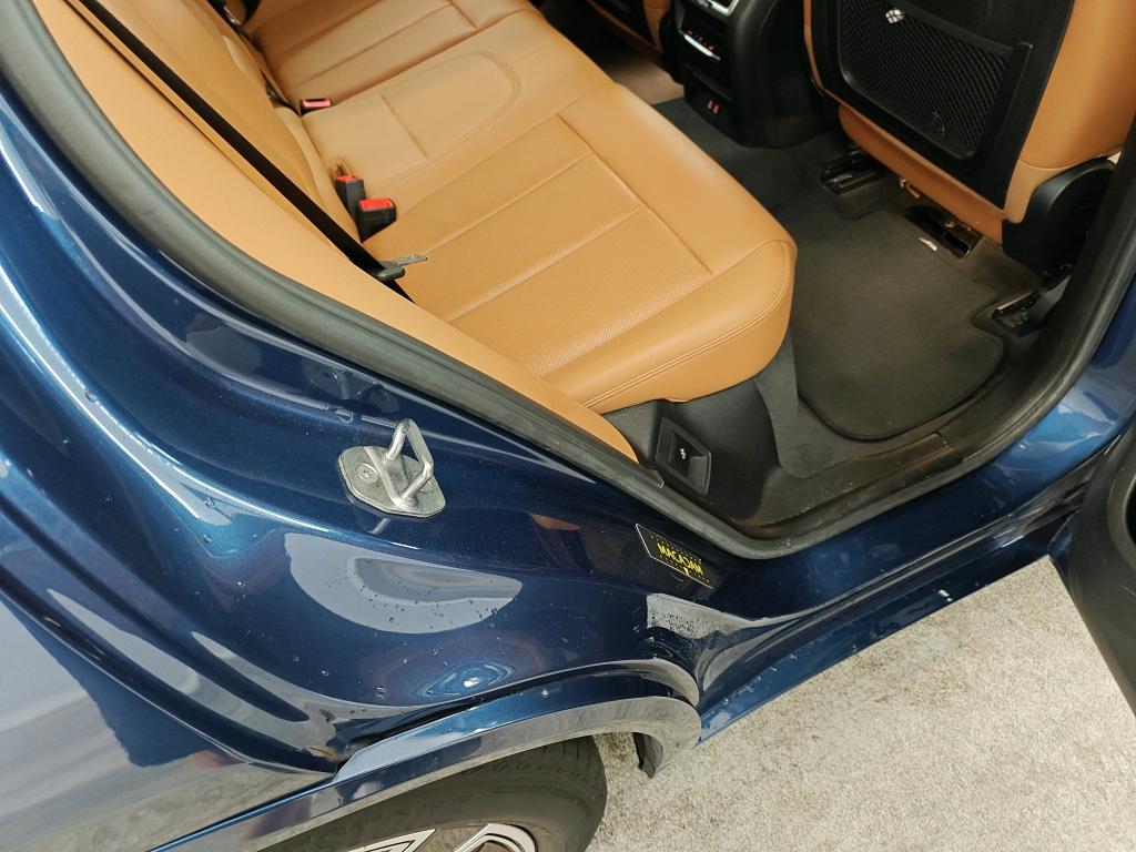 Foto 41 van BMW ix3