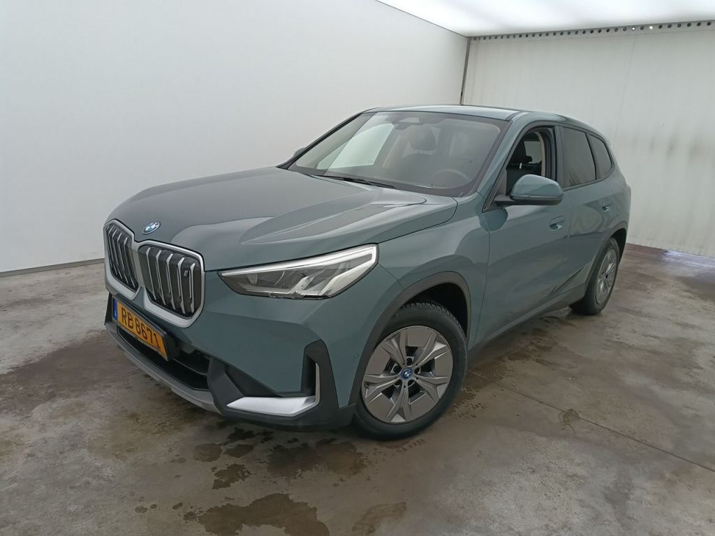 BMW X1 BMW iX1 xDrive30 (200kW) 5d