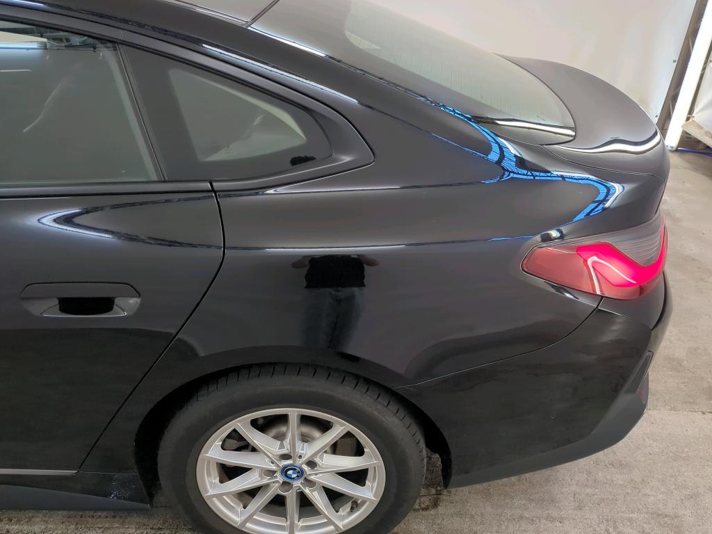 Foto 18 van BMW i4