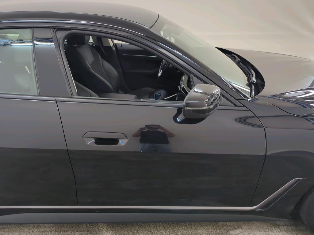 Foto 21 van BMW i4