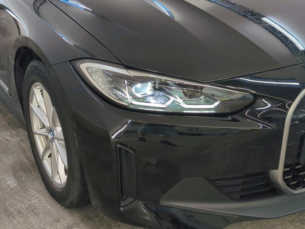 Foto 27 van BMW i4
