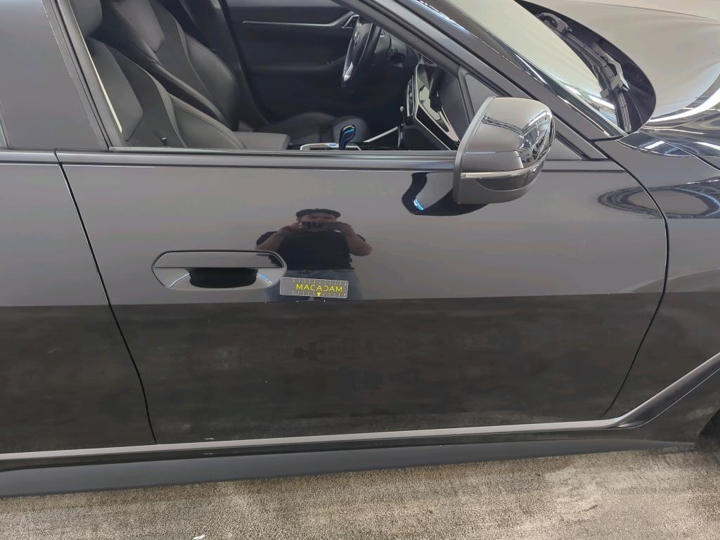 Foto 40 van BMW i4