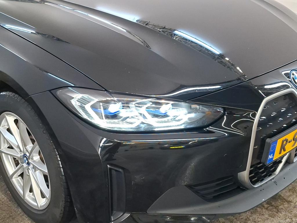 Foto 16 van BMW i4