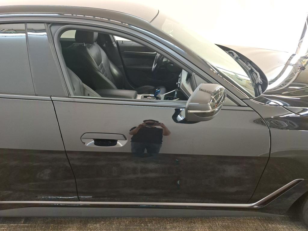 Foto 22 van BMW i4