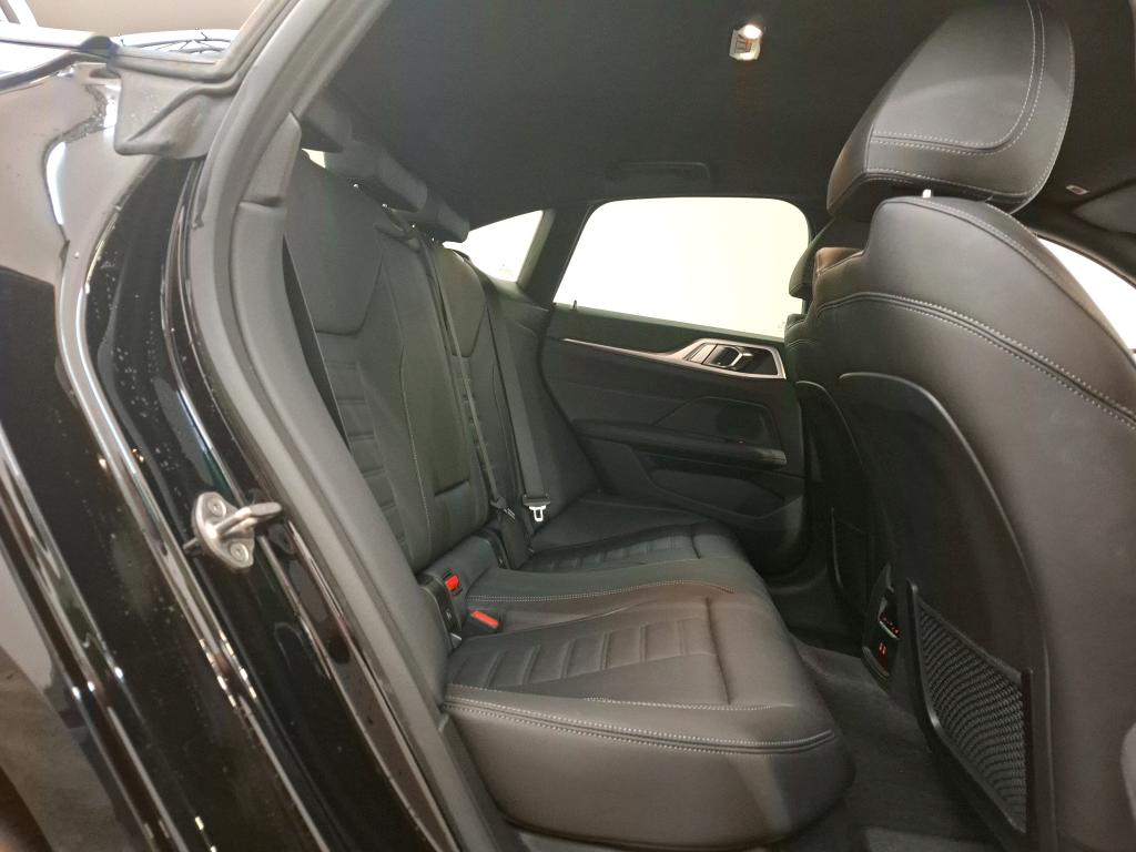 Foto 23 van BMW i4