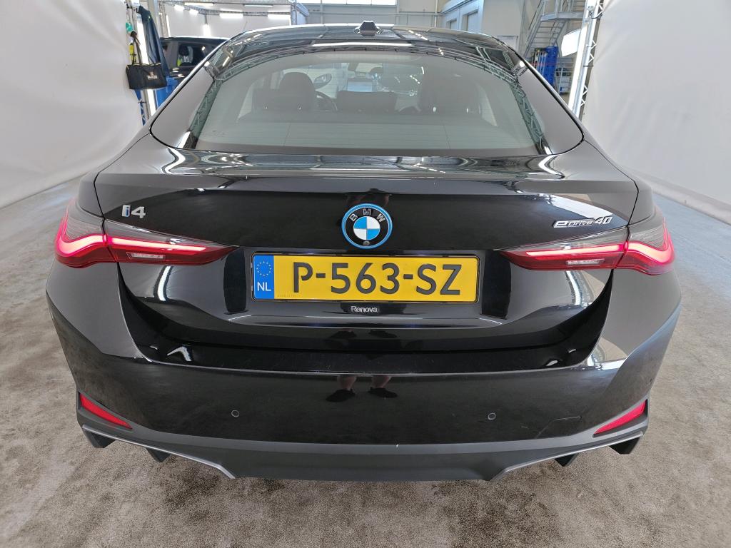Foto 18 van BMW i4