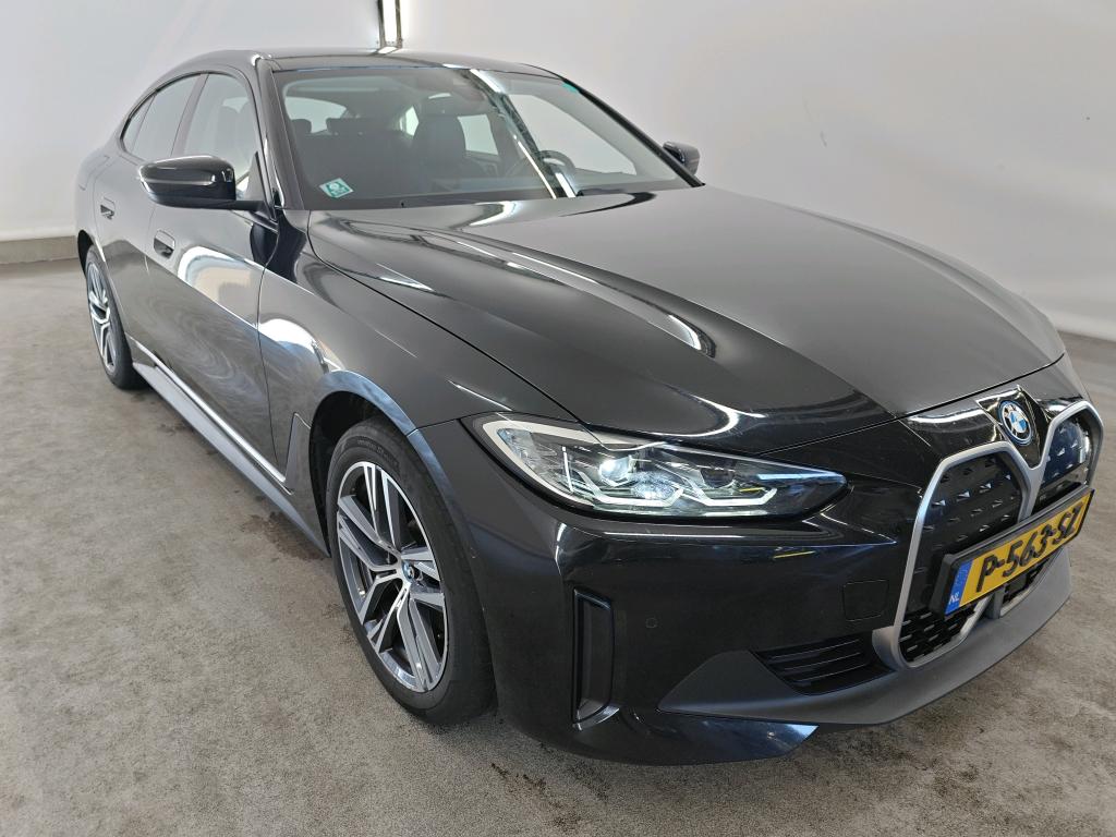 Foto 28 van BMW i4