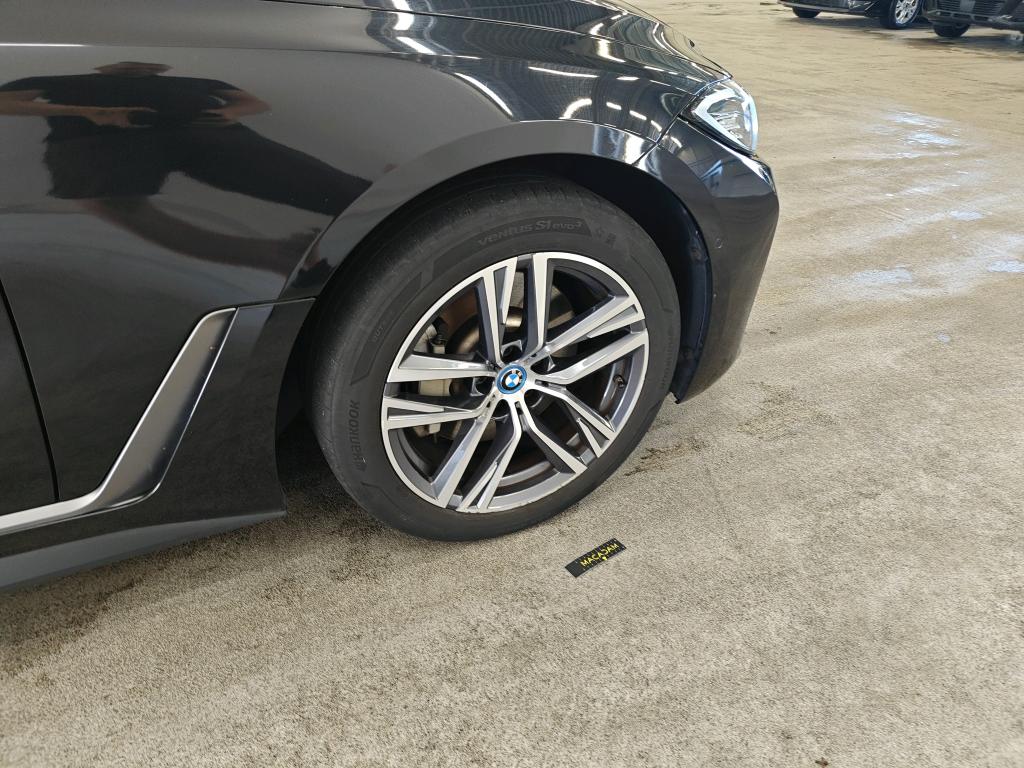 Foto 39 van BMW i4