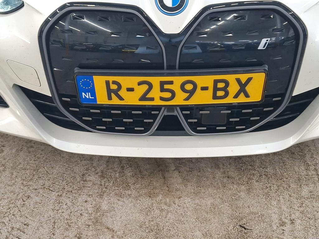 Foto 4 van BMW i4