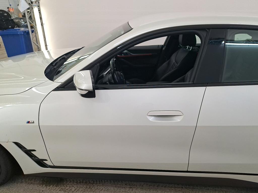 Foto 14 van BMW i4
