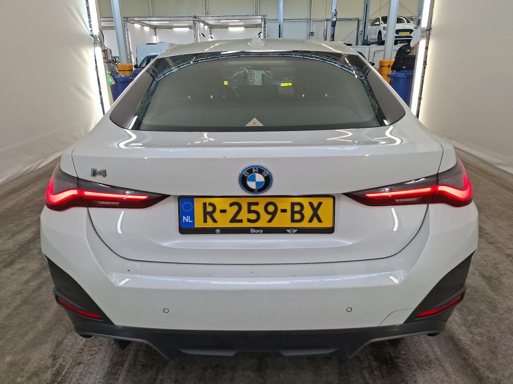 Foto 16 van BMW i4
