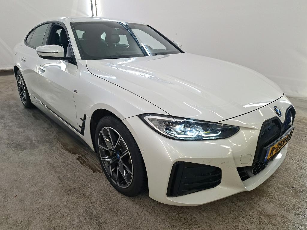 Foto 23 van BMW i4