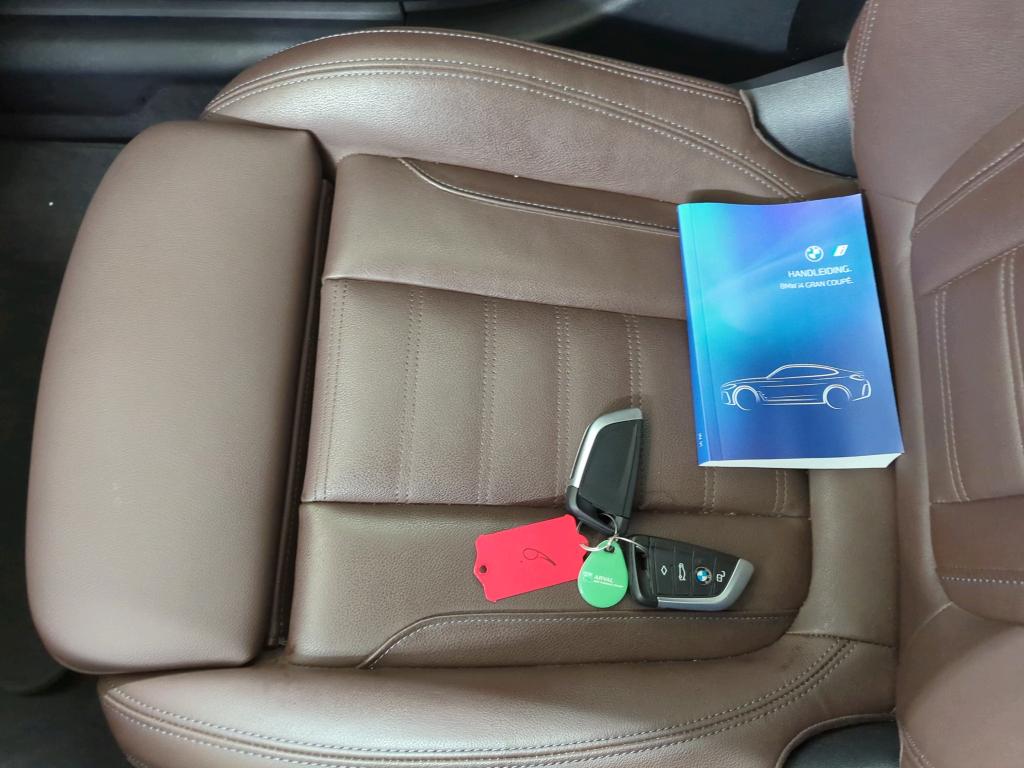 Foto 3 van BMW i4