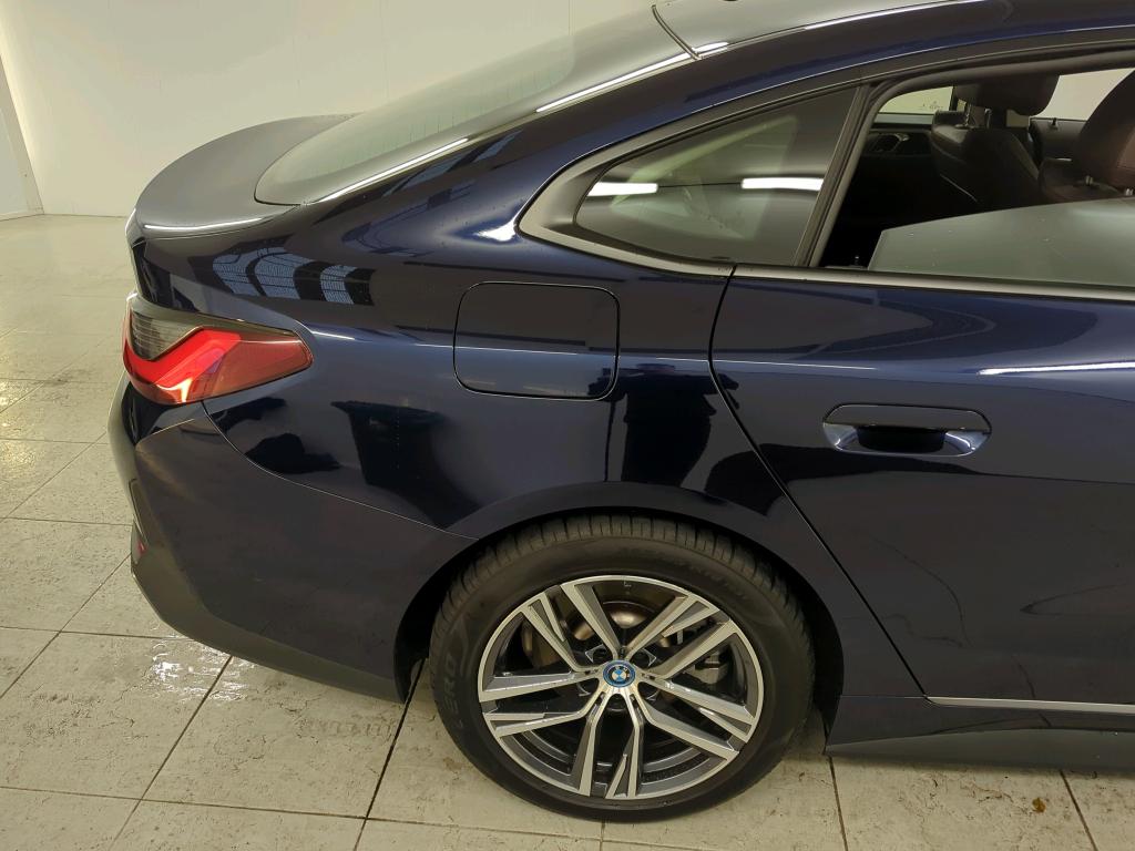 Foto 17 van BMW i4