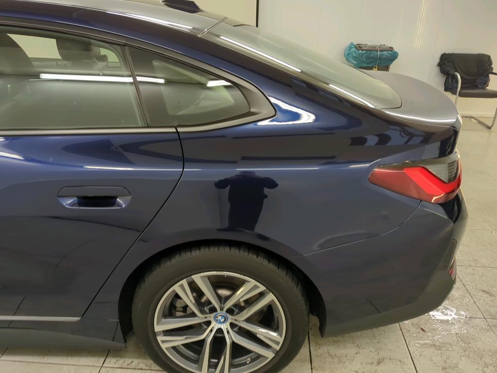 Foto 23 van BMW i4