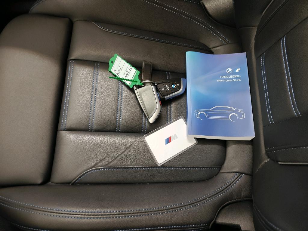 Photo 5 of BMW i4