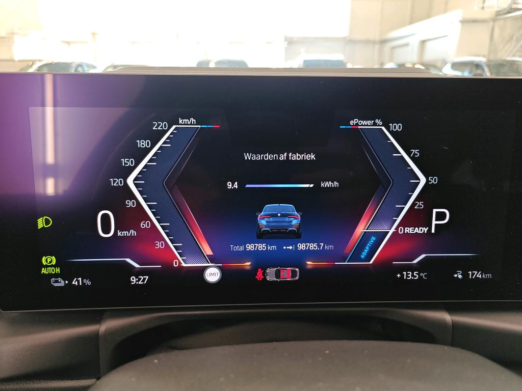 Photo 8 of BMW i4