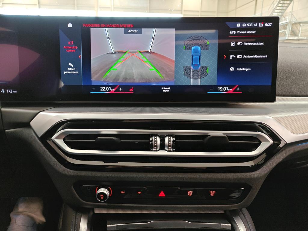 Photo 23 of BMW i4