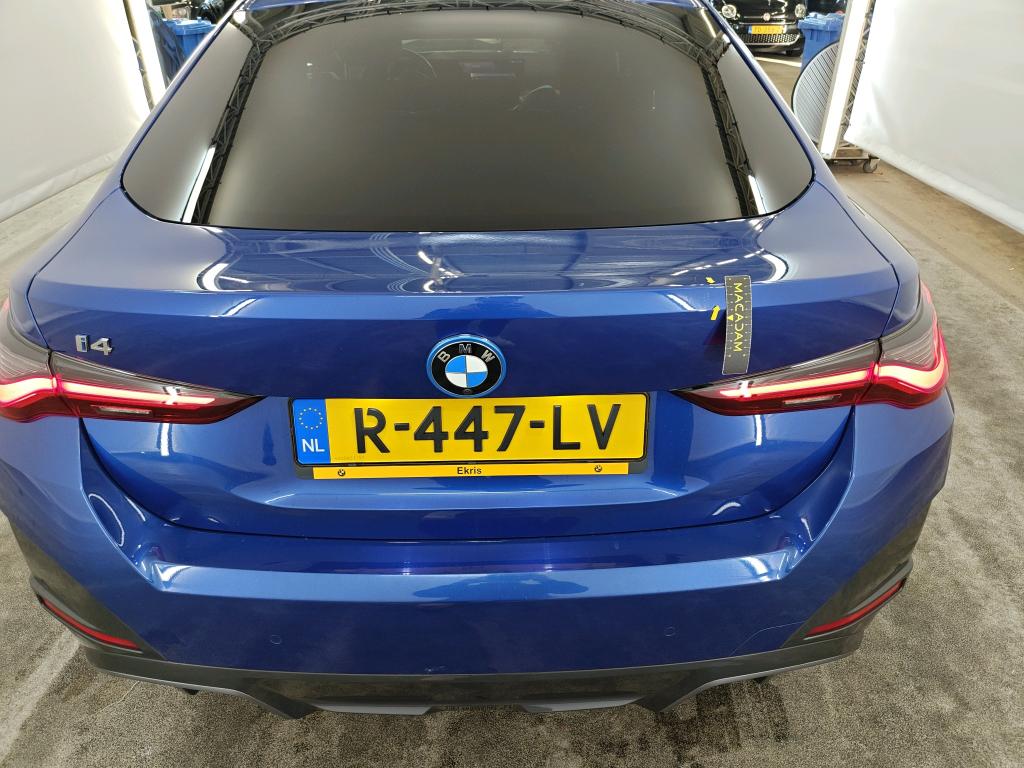 Photo 36 of BMW i4