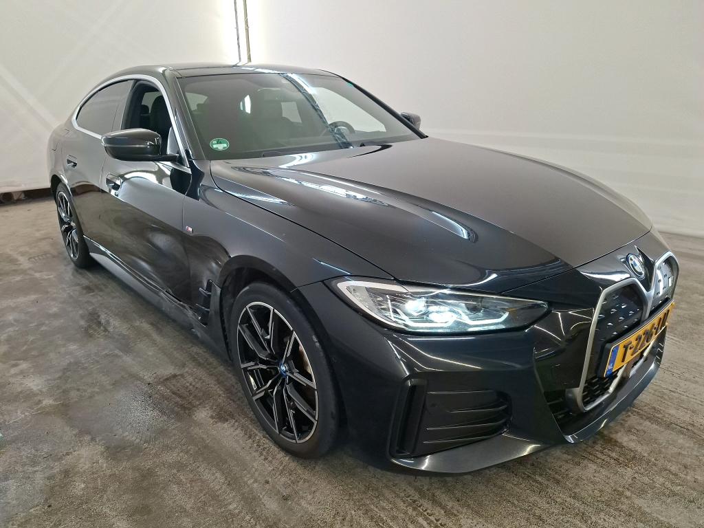 Foto 26 van BMW i4