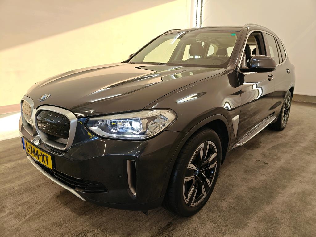 Foto 2 van BMW ix3