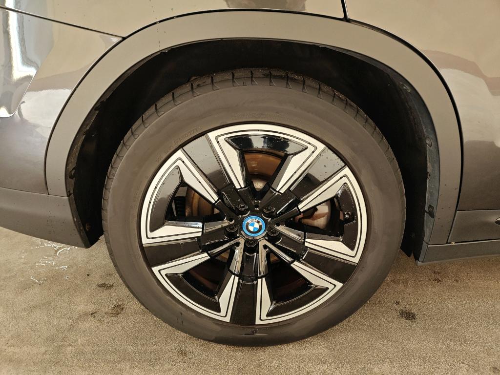 Foto 9 van BMW ix3