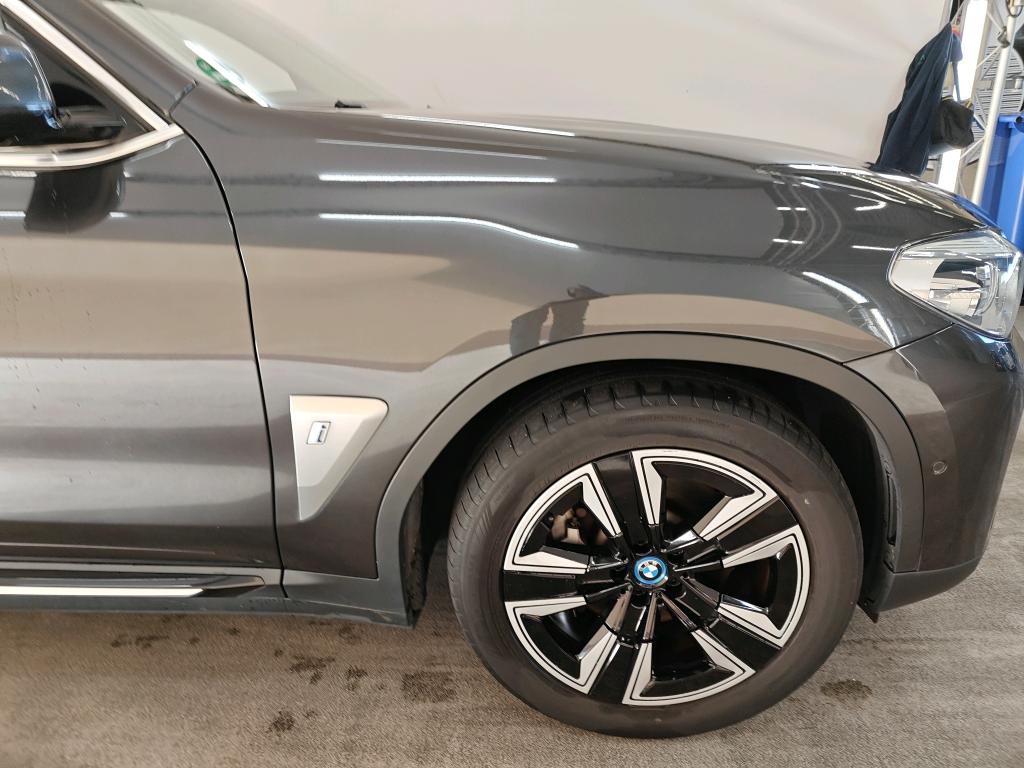 Foto 10 van BMW ix3