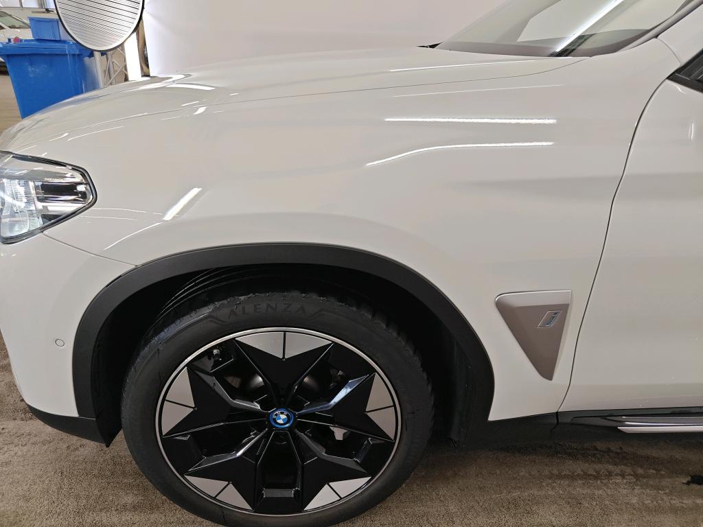 Foto 13 van BMW ix3